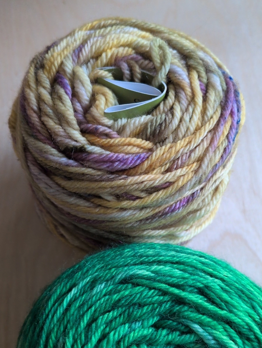Apple Fiber Studio  Hand-Dyed Yarn Worsted Weight- 4 Partial Skeins De-stash - Picture 9 of 9